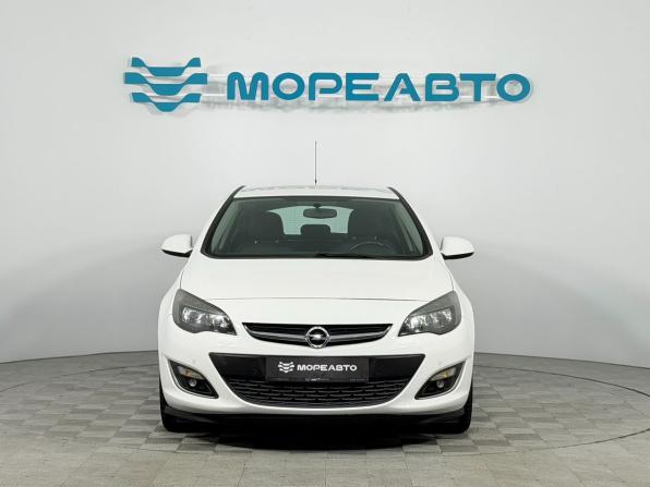 Opel Astra J Рестайлинг с пробегом 2014 года, цена 890 000 рублей, 120000 км, хэтчбек, Автокод Объявления