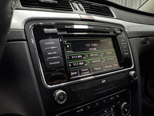 Skoda Superb II с пробегом 2012 года, цена 1 045 000 рублей, 280800 км, лифтбек, Автокод Объявления