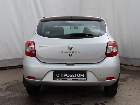 Renault Sandero II с пробегом 2018 года, цена 850 000 рублей, 88727 км, хэтчбек, Автокод Объявления