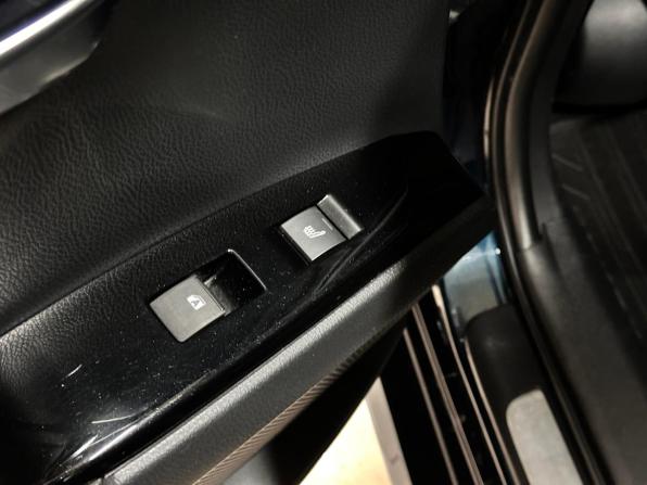 Toyota Camry VIII (XV70) с пробегом 2018 года, цена 2 165 000 рублей, 213605 км, седан, Автокод Объявления