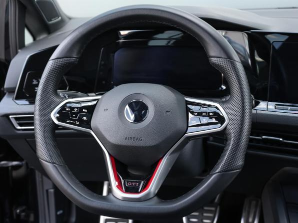 Volkswagen Golf GTI VIII с пробегом 2022 года, цена 3 998 000 рублей, 41800 км, хэтчбек, Автокод Объявления