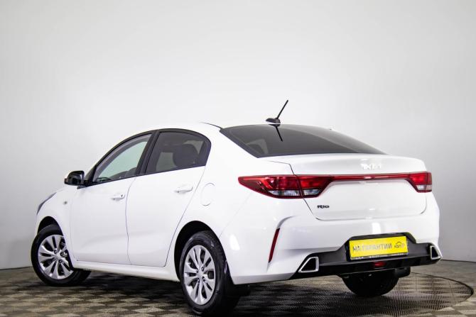 Kia Rio IV Рестайлинг с пробегом 2022 года, цена 1 719 000 рублей, 74000 км, седан, Автокод Объявления
