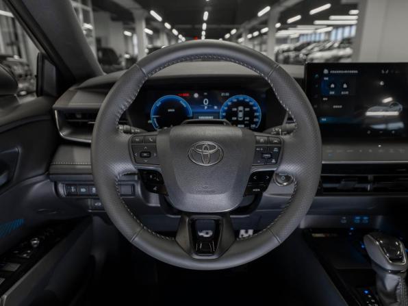 Toyota Camry IX (XV80) China Market с пробегом 2026 года, цена 4 350 000 рублей, 50 км, седан, Автокод Объявления