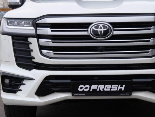 Toyota Land Cruiser 300 Series с пробегом 2022 года, цена 11 700 000 рублей, 17568 км, внедорожник, Автокод Объявления