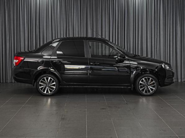 Lada (ВАЗ) Granta I Рестайлинг с пробегом 2024 года, цена 999 000 рублей, 40022 км, седан, Автокод Объявления