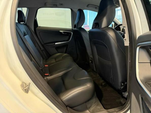 Volvo XC60 I Рестайлинг с пробегом 2014 года, цена 1 720 000 рублей, 231500 км, внедорожник, Автокод Объявления