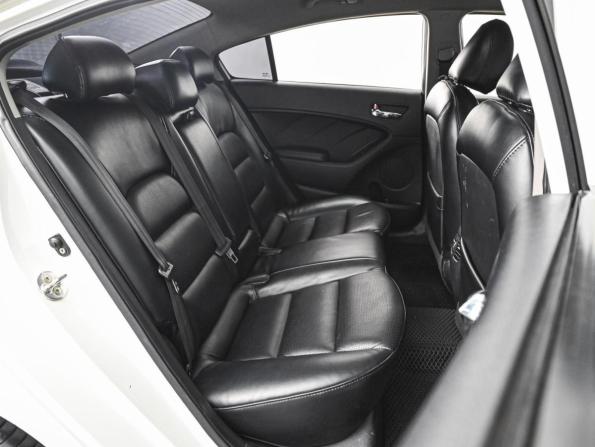 Kia Cerato III Рестайлинг (Classic) с пробегом 2018 года, цена 1 418 000 рублей, 184095 км, седан, Автокод Объявления