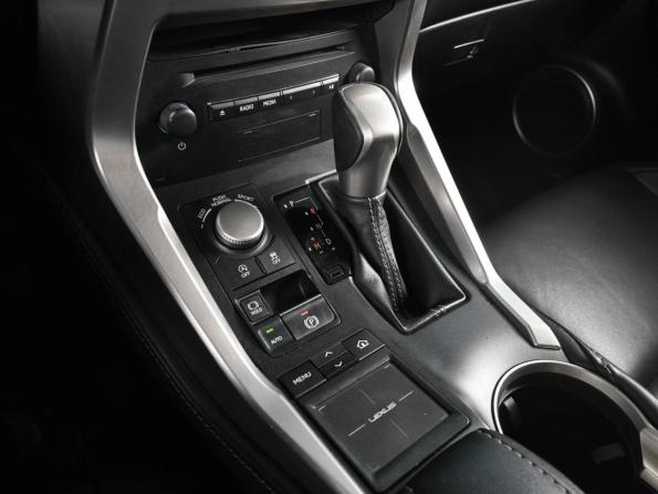 Lexus NX I с пробегом 2015 года, цена 2 175 000 рублей, 225820 км, внедорожник, Автокод Объявления