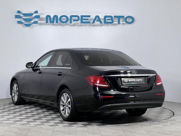 Mercedes-Benz E-Класс V (W213 S213 C238) с пробегом 2018 года, цена 2 100 000 рублей, 239822 км, седан, Автокод Объявления