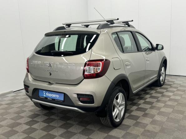Renault Sandero II с пробегом 2017 года, цена 1 050 000 рублей, 118111 км, хэтчбек, Автокод Объявления