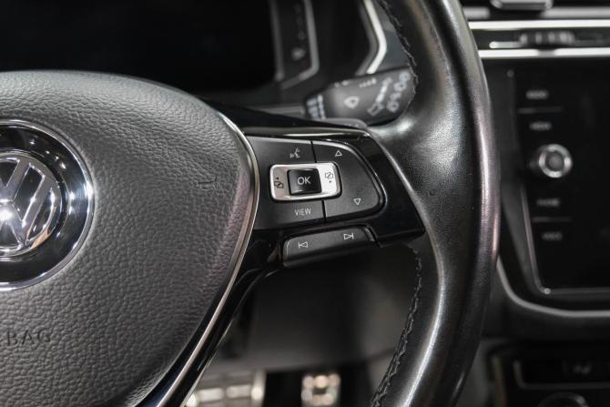 Volkswagen Tiguan II с пробегом 2019 года, цена 3 249 000 рублей, 75917 км, внедорожник, Автокод Объявления