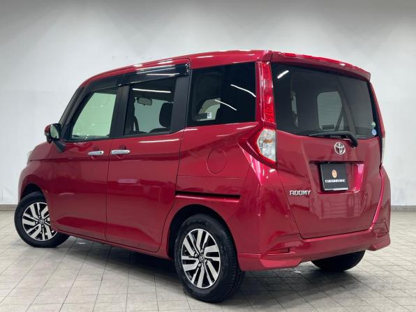 Toyota Roomy I с пробегом 2017 года, цена 970 000 рублей, 98909 км, минивэн, Автокод Объявления