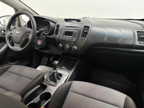 Kia Cerato III с пробегом 2015 года, цена 795 000 рублей, 232812 км, седан, Автокод Объявления