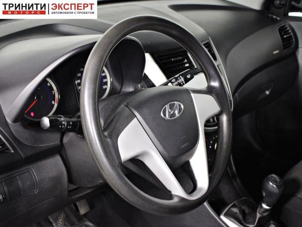 Hyundai Solaris I с пробегом 2012 года, цена 797 000 рублей, 174531 км, седан, Автокод Объявления