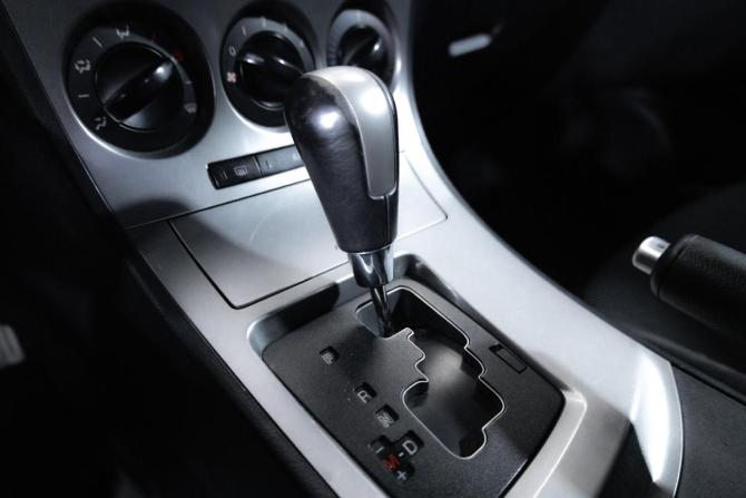 Mazda 3 II (BL) Рестайлинг с пробегом 2012 года, цена 990 000 рублей, 97100 км, седан, Автокод Объявления