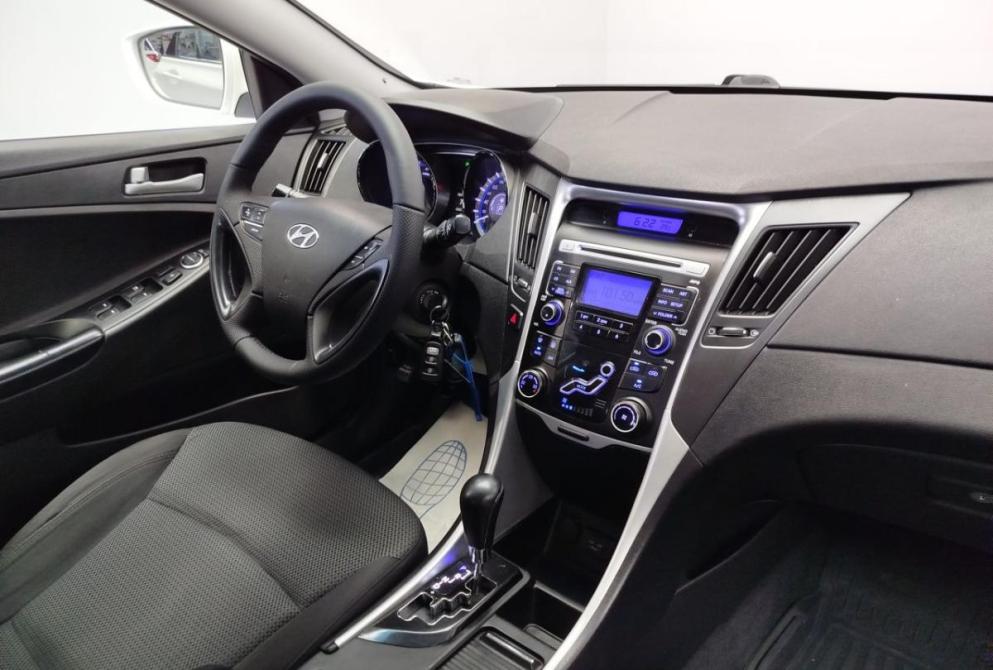 Hyundai Sonata VI (YF) Саратов  - изображение 14