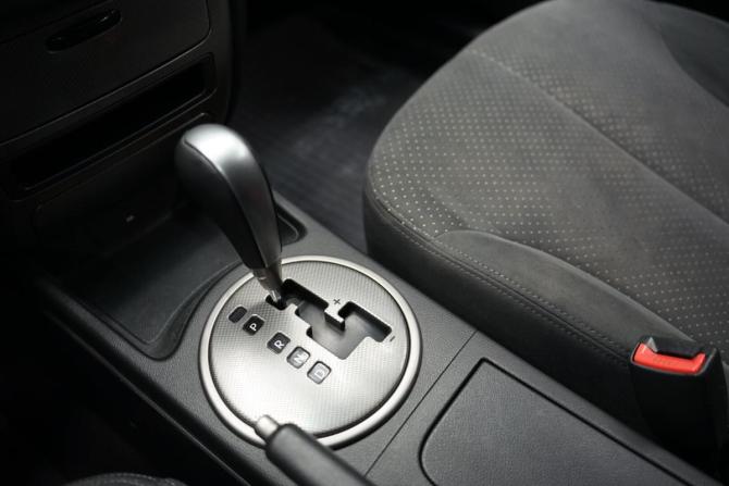 Kia Magentis II Рестайлинг с пробегом 2009 года, цена 840 000 рублей, 222254 км, седан, Автокод Объявления