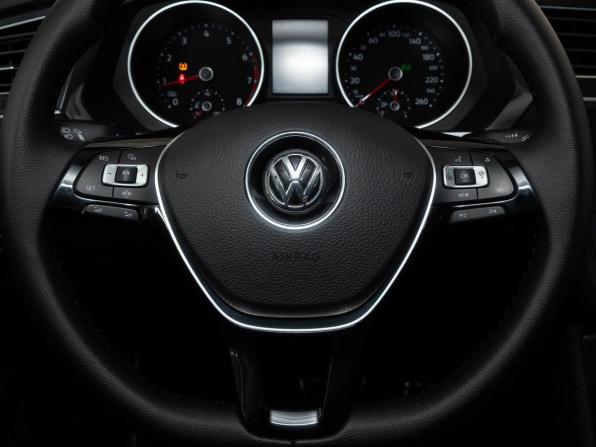Volkswagen Tiguan II с пробегом 2018 года, цена 2 188 000 рублей, 169465 км, внедорожник, Автокод Объявления