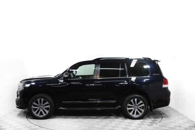 Toyota Land Cruiser 200 Series Рестайлинг 2 с пробегом 2017 года, цена 7 600 000 рублей, 124718 км, внедорожник, Автокод Объявления