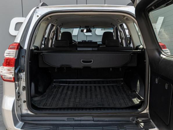 Toyota Land Cruiser Prado 150 Series Рестайлинг 1 с пробегом 2014 года, цена 3 190 000 рублей, 237494 км, внедорожник, Автокод Объявления