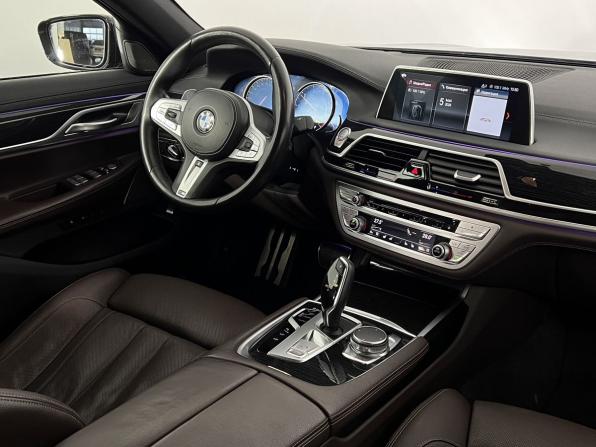 BMW 7 серии VI (G11/G12) с пробегом 2018 года, цена 4 250 000 рублей, 128202 км, седан, Автокод Объявления