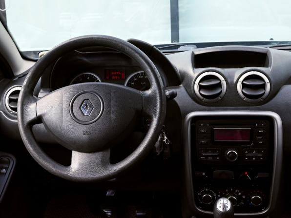 Renault Duster I с пробегом 2014 года, цена 888 000 рублей, 94076 км, внедорожник, Автокод Объявления
