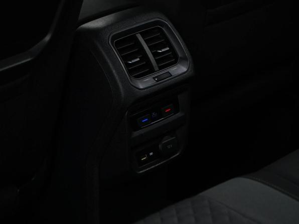 Volkswagen Tiguan II с пробегом 2019 года, цена 2 349 077 рублей, 96734 км, внедорожник, Автокод Объявления
