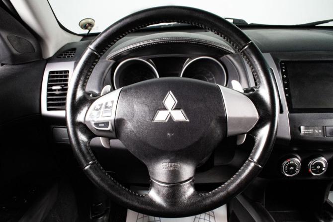 Mitsubishi Outlander III с пробегом 2012 года, цена 1 089 000 рублей, 220000 км, внедорожник, Автокод Объявления