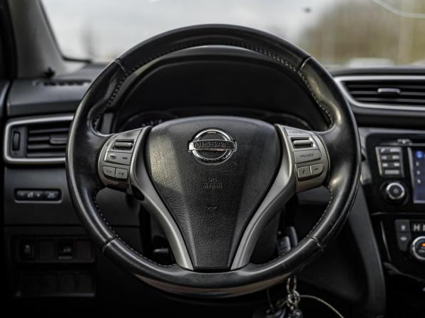 Nissan Qashqai II с пробегом 2017 года, цена 1 290 000 рублей, 202669 км, внедорожник, Автокод Объявления