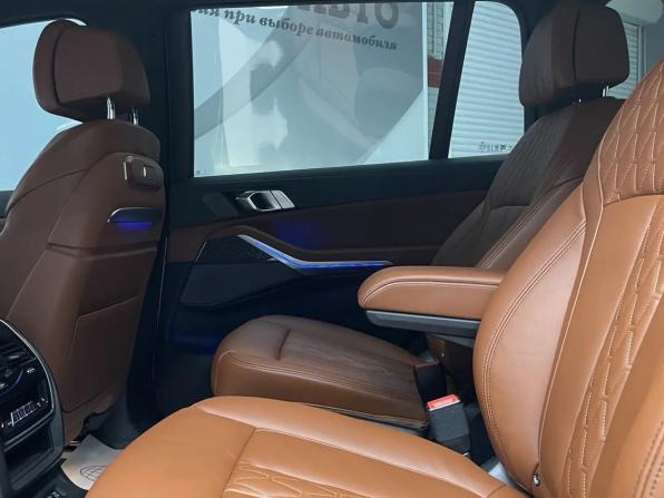 Новый BMW X7 I (G07) Рестайлинг 2025 года, цена 14 700 000 рублей, внедорожник, Автокод Объявления