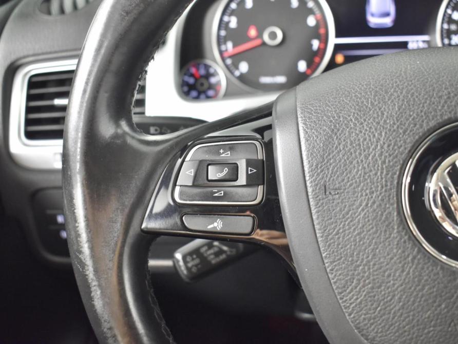 Volkswagen Touareg II Рестайлинг Казань  - изображение 14