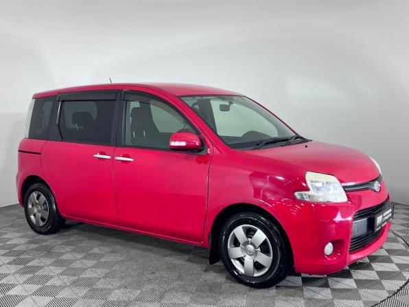 Toyota Sienta I Рестайлинг 2 с пробегом 2012 года, цена 860 000 рублей, 140271 км, минивэн, Автокод Объявления