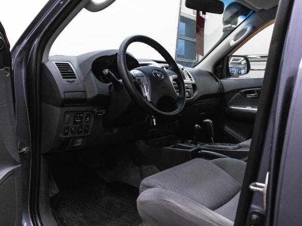 Toyota Hilux VII Рестайлинг с пробегом 2012 года, цена 2 189 000 рублей, 268196 км, пикап, Автокод Объявления