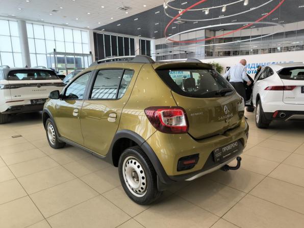 Renault Sandero II с пробегом 2017 года, цена 830 000 рублей, 149542 км, хэтчбек, Автокод Объявления