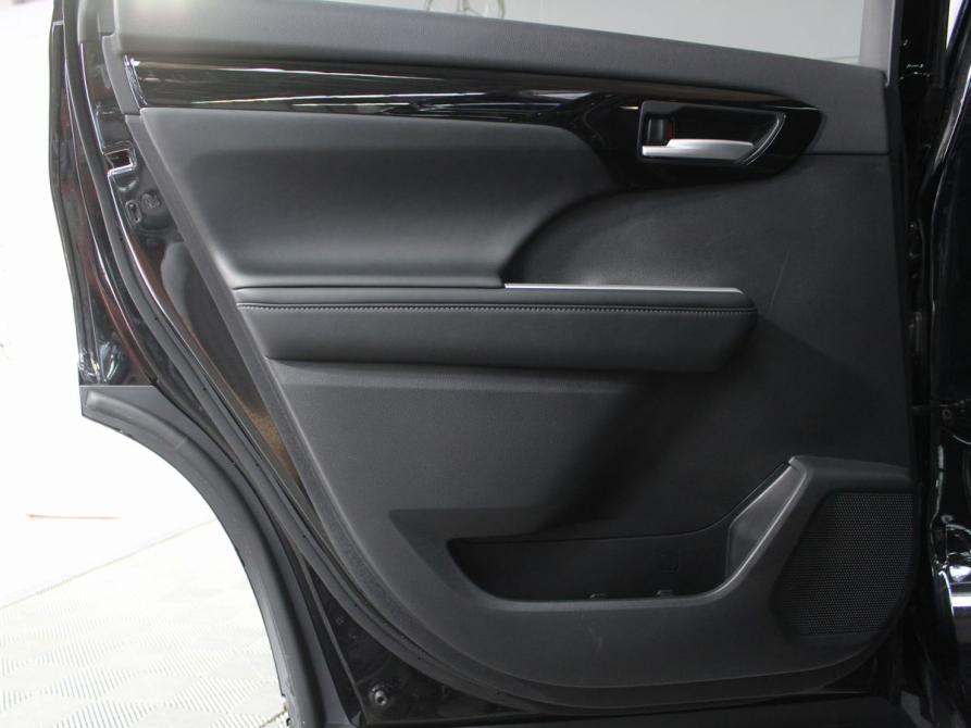 Toyota Highlander IV (XU70) Москва  - изображение 23