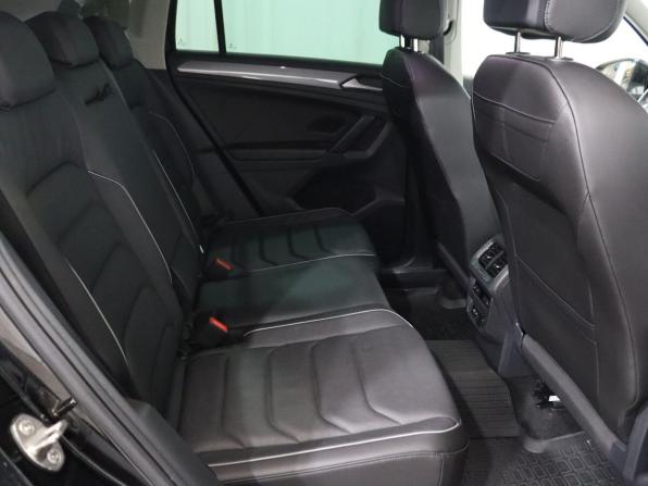 Volkswagen Tiguan II Рестайлинг с пробегом 2021 года, цена 2 950 000 рублей, 41105 км, внедорожник, Автокод Объявления