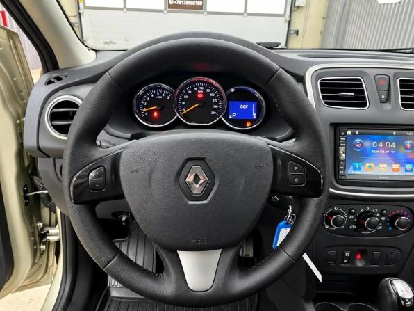 Renault Sandero II с пробегом 2016 года, цена 775 000 рублей, 102927 км, хэтчбек, Автокод Объявления