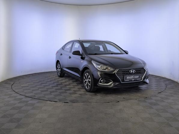 Hyundai Solaris II с пробегом 2017 года, цена 1 200 000 рублей, 163268 км, седан, Автокод Объявления