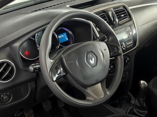 Renault Logan II с пробегом 2017 года, цена 680 000 рублей, 158275 км, седан, Автокод Объявления