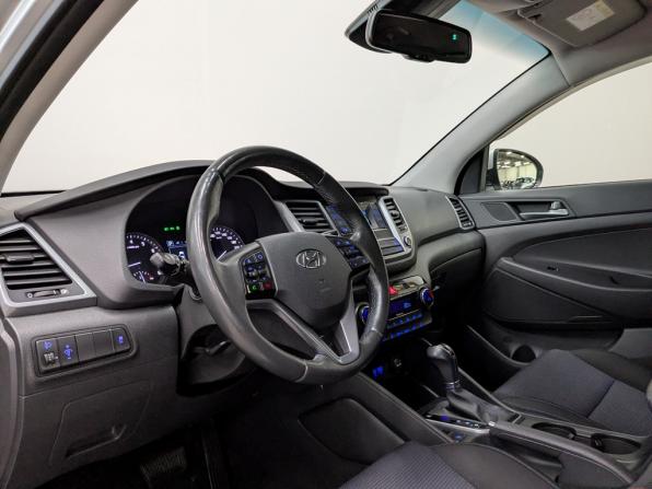 Hyundai Tucson III с пробегом 2016 года, цена 1 700 000 рублей, 128177 км, внедорожник, Автокод Объявления