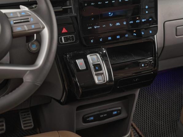 Hyundai Staria I с пробегом 2021 года, цена 4 299 000 рублей, 98100 км, минивэн, Автокод Объявления