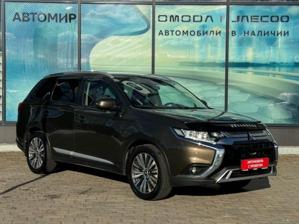 Mitsubishi Outlander III Рестайлинг 3 с пробегом 2021 года, цена 2 405 000 рублей, 56579 км, внедорожник, Автокод Объявления