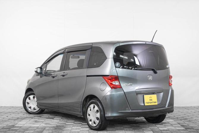 Honda Freed I с пробегом 2011 года, цена 1 149 000 рублей, 116000 км, компактвэн, Автокод Объявления