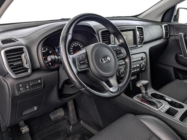 Kia Sportage IV с пробегом 2018 года, цена 1 750 000 рублей, 168117 км, внедорожник, Автокод Объявления