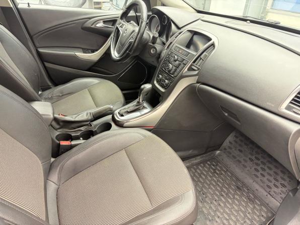 Opel Astra J с пробегом 2012 года, цена 739 000 рублей, 187729 км, хэтчбек, Автокод Объявления