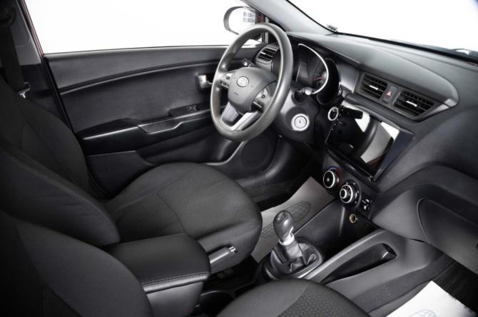 Kia Rio III с пробегом 2012 года, цена 749 000 рублей, 170400 км, хэтчбек, Автокод Объявления