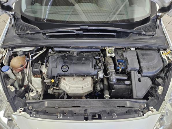 Peugeot 308 I с пробегом 2010 года, цена 433 000 рублей, 186570 км, хэтчбек, Автокод Объявления
