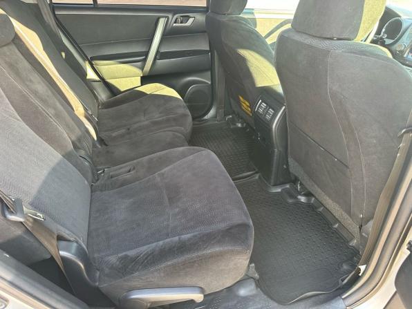 Toyota Highlander II (XU40) Рестайлинг с пробегом 2013 года, цена 1 790 000 рублей, 233767 км, внедорожник, Автокод Объявления