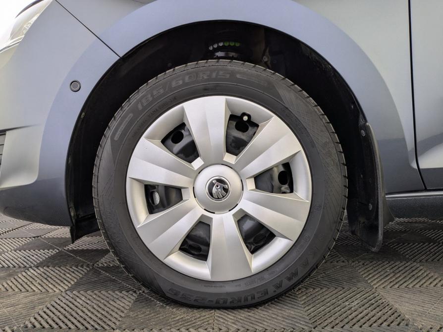 Skoda Rapid I Москва  - изображение 18
