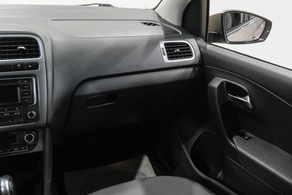 Volkswagen Polo V Рестайлинг Новокузнецк  - изображение 17